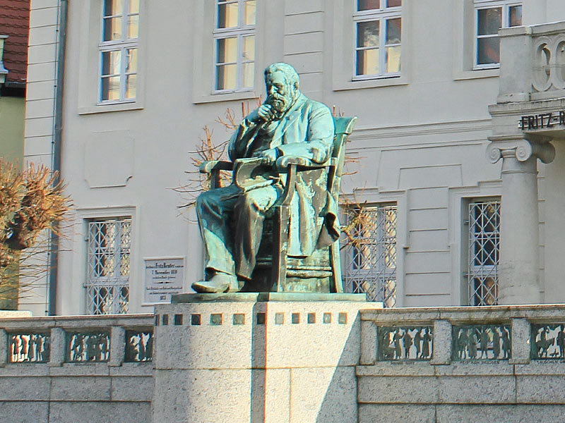 Fritz-Reuter-Denkmal Fritz-Reuter-Denkmal