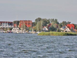 Breeger Fähr- und Ausflugsfahrten Breeger Fähr- und Ausflugsfahrten