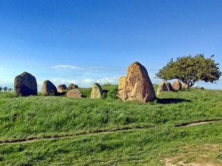Hünengräber, Hügelgräber auf der Insel Rügen Hünengräber, Hügelgräber auf der Insel Rügen