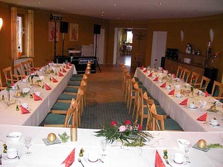 Familien- und Betriebsfeiern Familien- und Betriebsfeiern