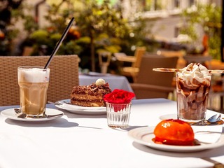 Conditorei-Café im Hotel Villa Auguste Viktoria Conditorei-Café im Hotel Villa Auguste Viktoria