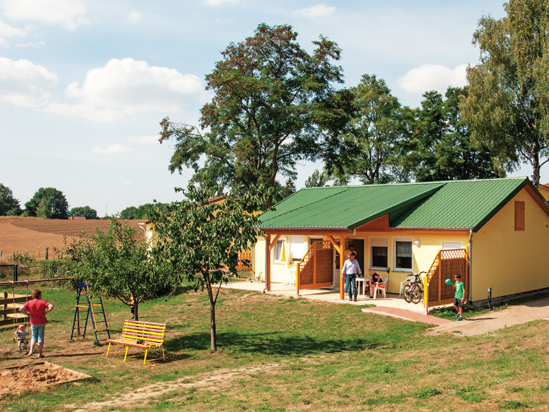 Ferienhäuser in der Ferienanlage "Zum See" Ferienhäuser in der Ferienanlage "Zum See"