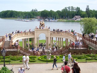 Schweriner Schloss- und Burggarten mit Orangerie Schweriner Schloss- und Burggarten mit Orangerie