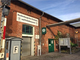 Mecklenburgisches Eisenbahn- und Technikmuseum Schwerin Mecklenburgisches Eisenbahn- und Technikmuseum Schwerin
