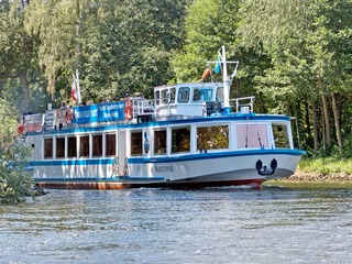 Blau Weisse Flotte Müritz & Seen in Malchow Blau Weisse Flotte Müritz & Seen in Malchow