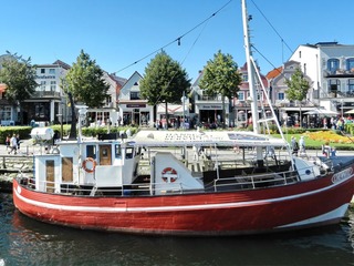 Flaniermeile um den Alten Strom Warnemünde Flaniermeile um den Alten Strom Warnemünde
