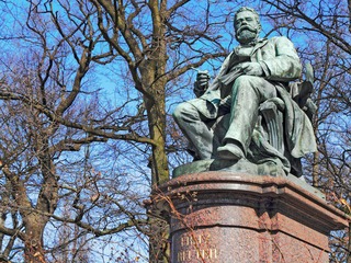 Fritz-Reuter-Denkmal Neubrandenburg Fritz-Reuter-Denkmal Neubrandenburg