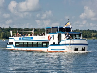Blau Weisse Flotte Müritz & Seen in Waren Blau Weisse Flotte Müritz & Seen in Waren