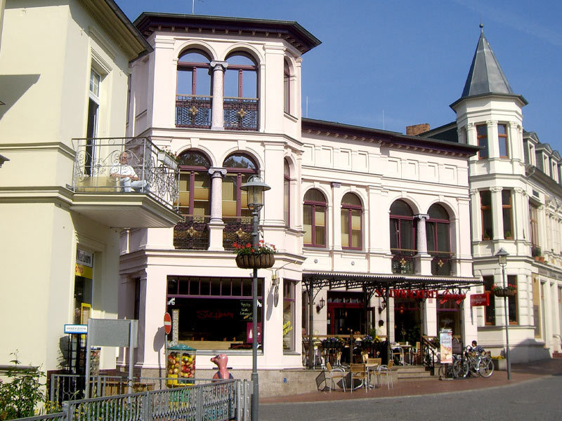 Friedensstraße - Einkaufsbummel in Heringsdorf Friedensstraße - Einkaufsbummel in Heringsdorf