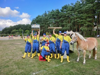 Meckl. Bauernolympiade ab 20 Pers. Meckl. Bauernolympiade ab 20 Pers.