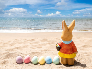 Ostern an der Küste | © ellensmile - stock.adobe.com Ostern an der Küste