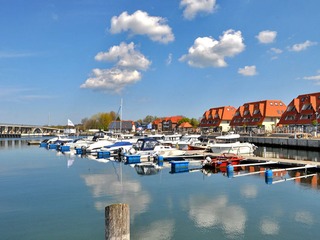 Marina Wiek - Hafen am Bodden Marina Wiek - Hafen am Bodden