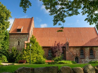 Dorfkirche in Koserow Dorfkirche in Koserow