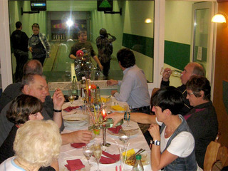Fonduekegeln ab 20 Pers. Fonduekegeln ab 20 Pers.